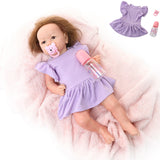 bébé reborn Clothilde allongé